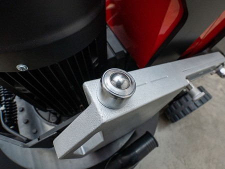 Шлифовально-полировальная машина на дистанционном управлении RDM-P680 Шлифовально-полировальная машина на дистанционном управлении RDM-P680